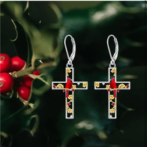 18k Diamond Cardinal Earrings - Picture 2 of 7